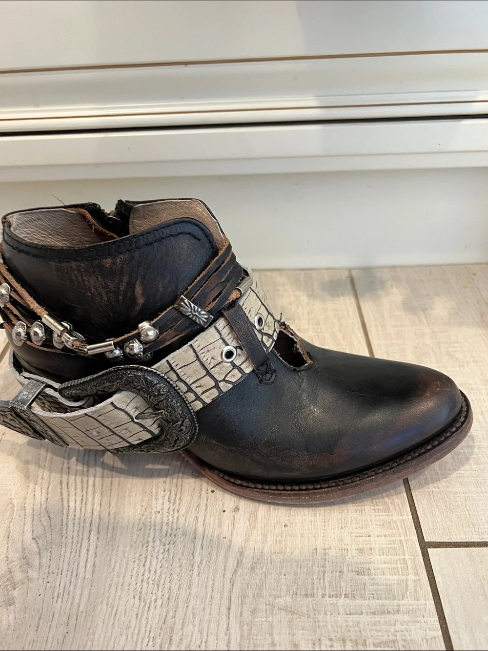Freebird saloon LeatherBelted Ankle Boots with Beige Croc-Effect Strap